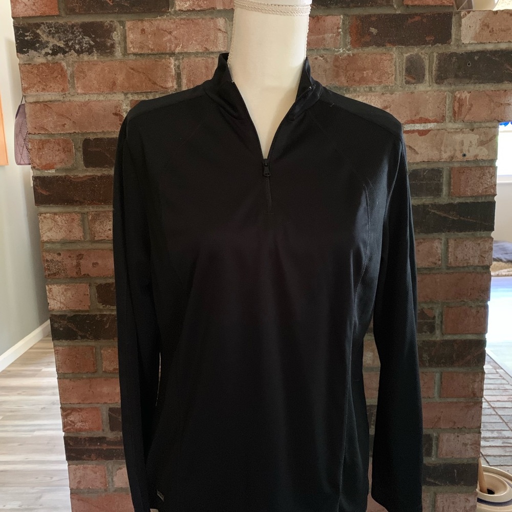 Tail Tech ladies active wear Golf shirt L